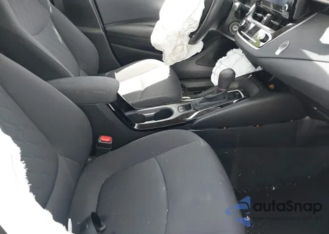 2022 Toyota Corolla Le z USA, uszkodzony, nr VIN JTDEPMAE9NJ217602